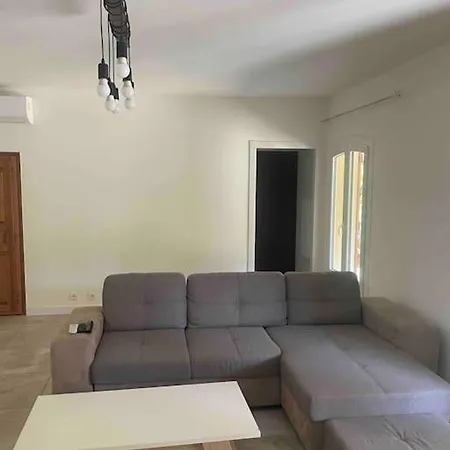 Sublime Aux Pieds Des Rivieres Et Randonnees *