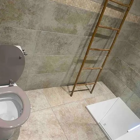 Sublime Aux Pieds Des Rivieres Et Randonnees Omessa