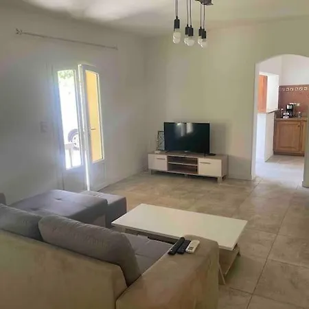 Sublime Aux Pieds Des Rivieres Et Randonnees Omessa