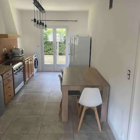 Sublime Aux Pieds Des Rivieres Et Randonnees